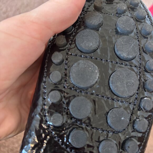 Tory Burch Kendrick driving loafers in black patent leather - Picture 5 of 12